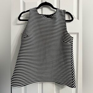 Banana Republic tank top great